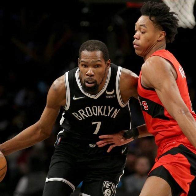 1658015162853027562.jpg kd.jpg